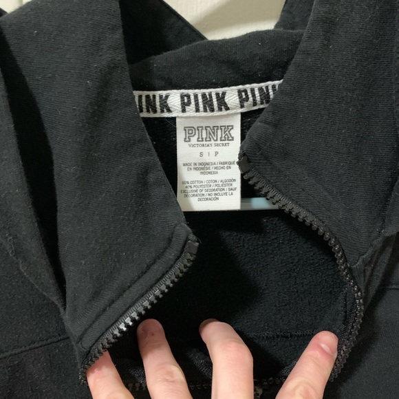 VS black half zip sweater - Picture 2 of 2